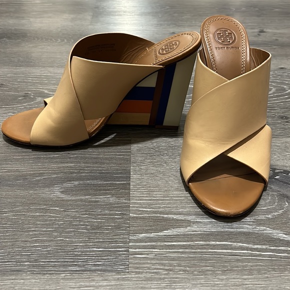 Tory Burch Women's Color Cube 100mm Mule, Sun Beige - sz 9 - Picture 3 of 7